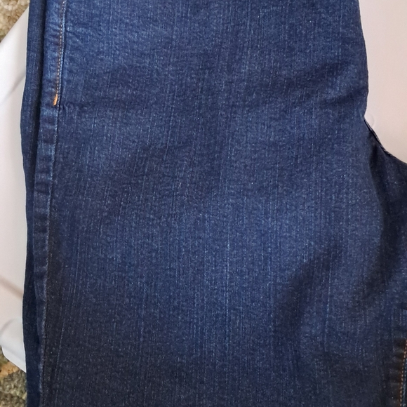 NYDJ JEANS - Picture 2 of 6